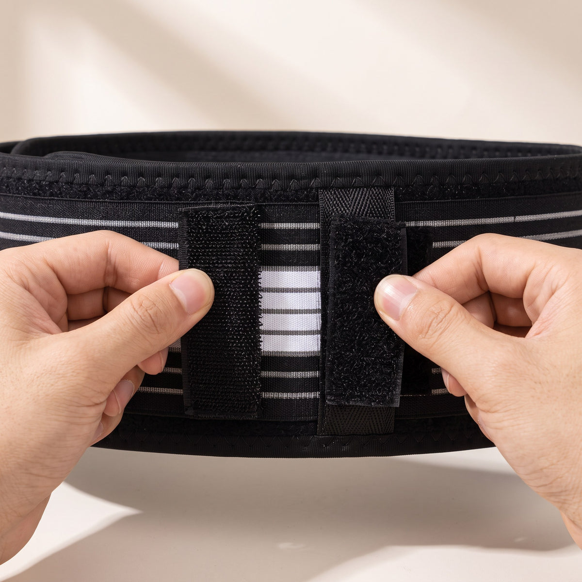 SI joint pelvic belt close-up detail