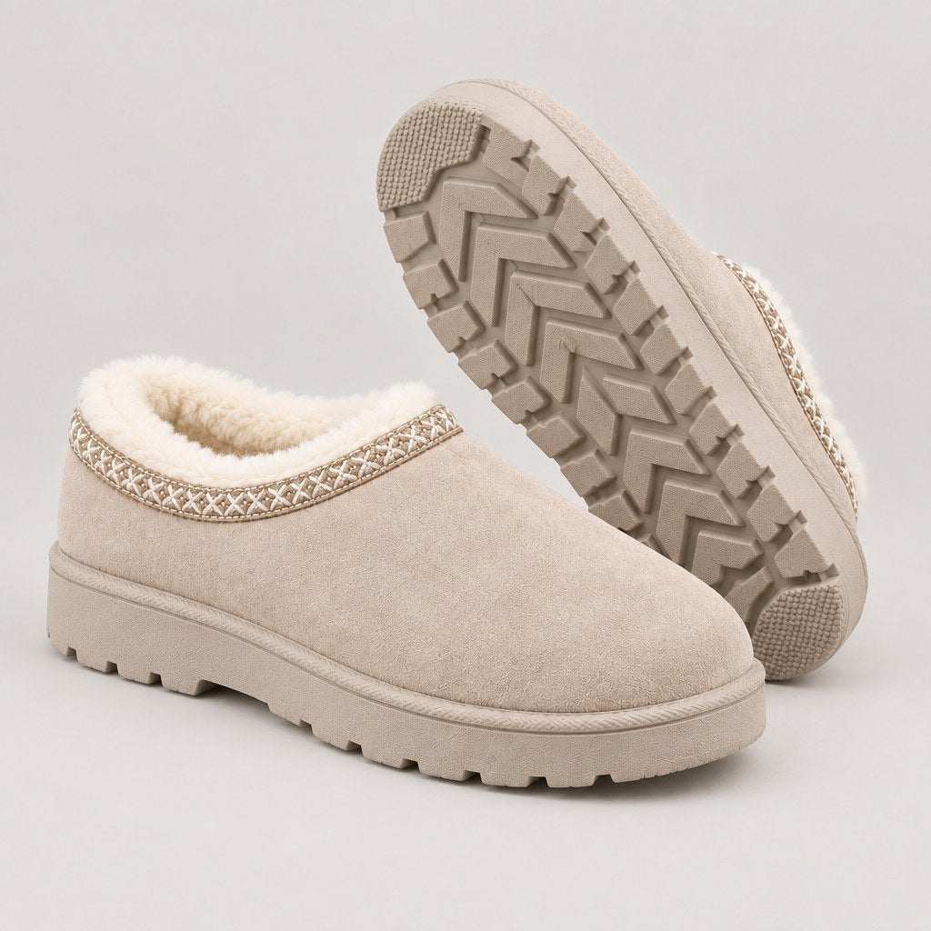 Mysiga tofflor i sandbeige